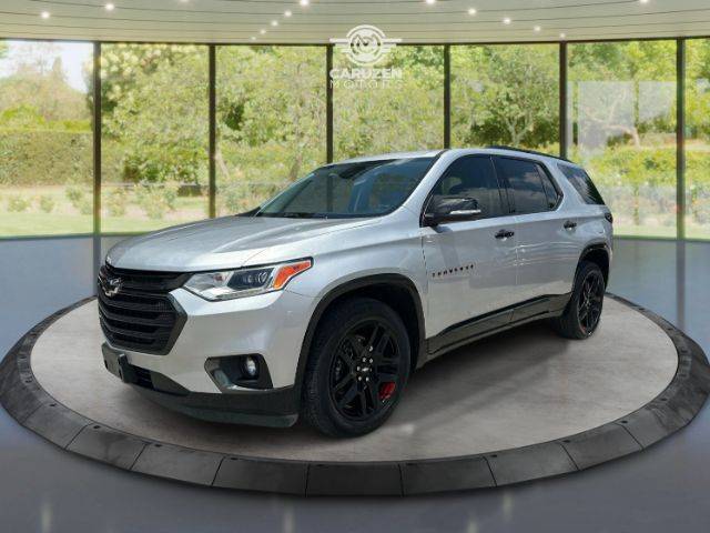 2021 Chevrolet Traverse Premier FWD photo