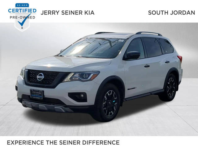 2020 Nissan Pathfinder SL 4WD photo