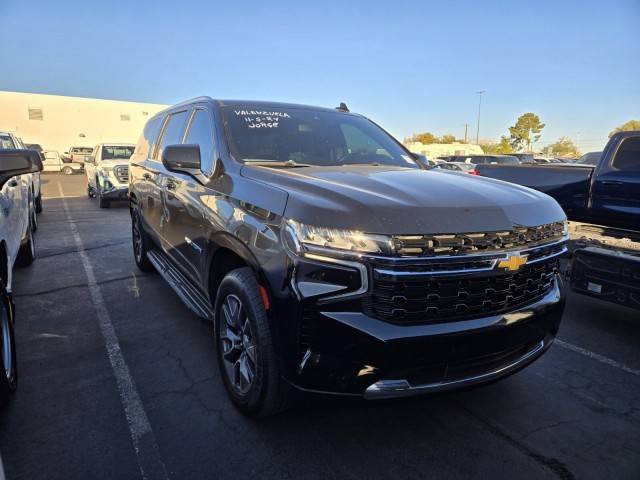 2021 Chevrolet Suburban LS RWD photo