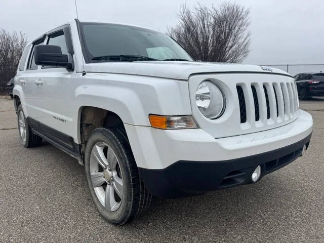 2015 Jeep Patriot Latitude 4WD photo