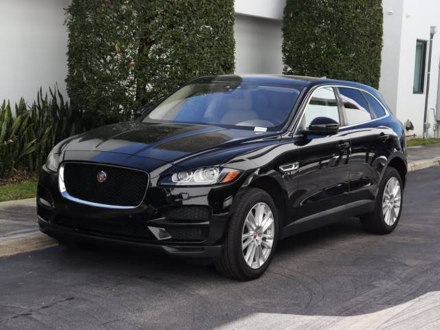 2020 Jaguar F-Pace 30t Prestige AWD photo