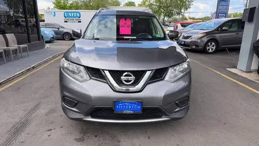 2015 Nissan Rogue SV AWD photo