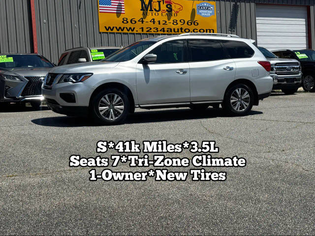 2020 Nissan Pathfinder S FWD photo