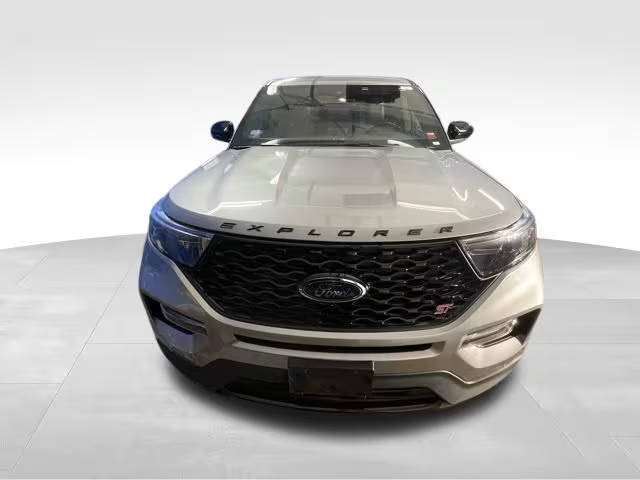 2021 Ford Explorer ST 4WD photo