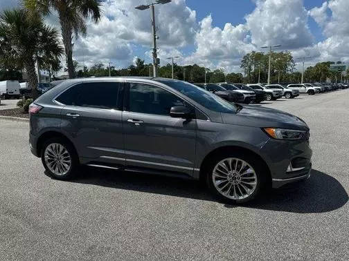 2021 Ford Edge Titanium FWD photo