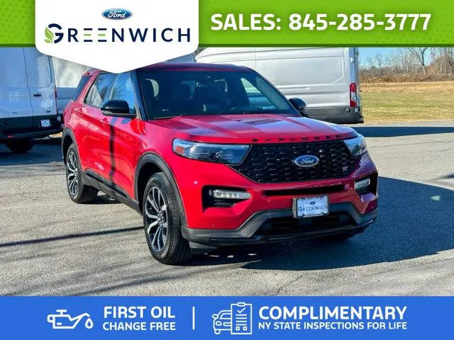 2021 Ford Explorer ST 4WD photo