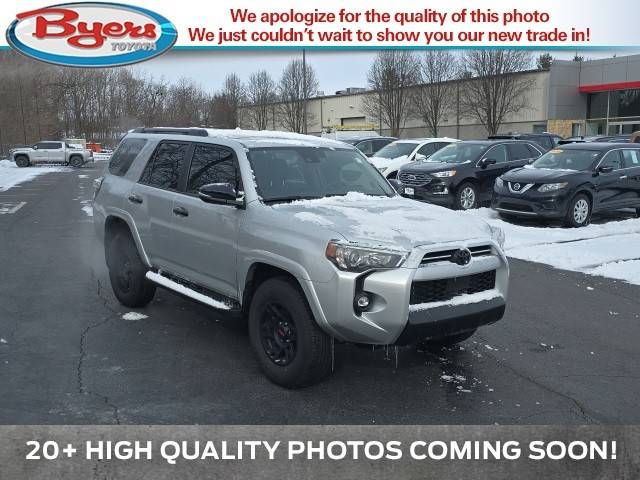 2021 Toyota 4Runner Venture 4WD photo