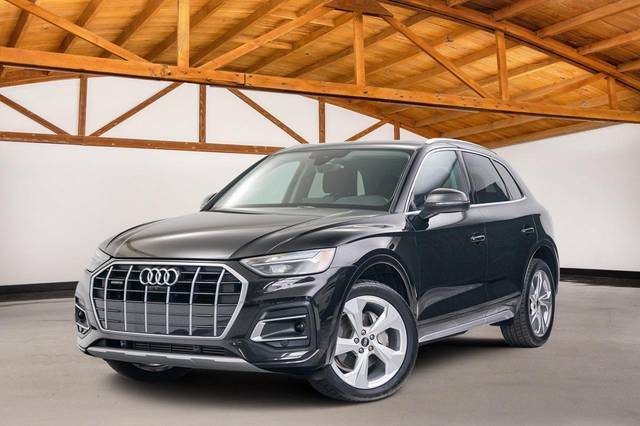 2021 Audi Q5 Premium Plus AWD photo