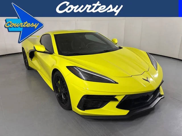 2020 Chevrolet Corvette 2LT RWD photo