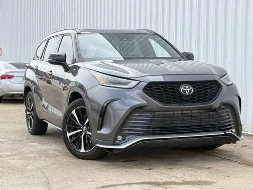 2021 Toyota Highlander XSE FWD photo