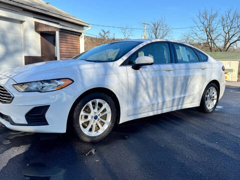 2019 Ford Fusion SE FWD photo