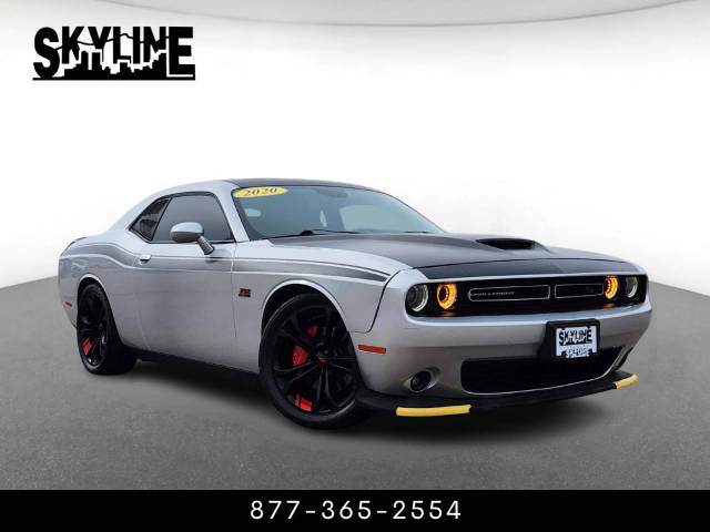 2020 Dodge Challenger R/T RWD photo