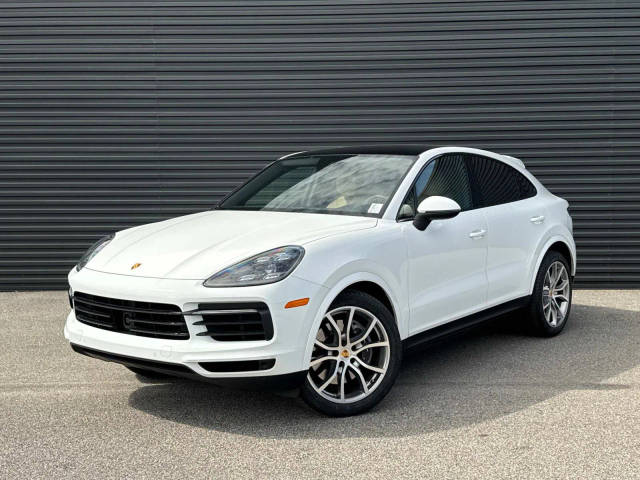 2021 Porsche Cayenne Coupe  AWD photo