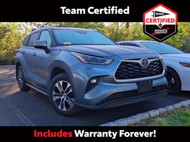 2021 Toyota Highlander XLE AWD photo