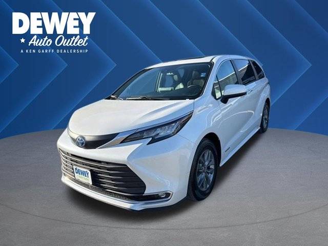 2021 Toyota Sienna XLE AWD photo