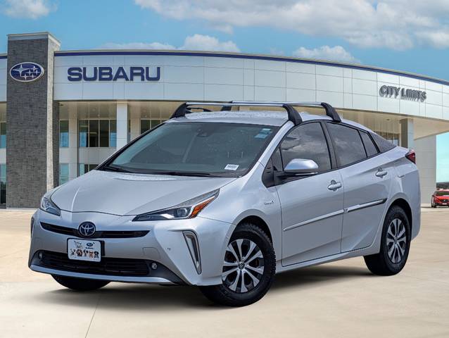 2021 Toyota Prius XLE AWD photo