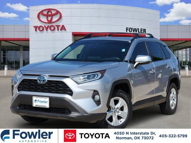 2021 Toyota RAV4 Hybrid XLE AWD photo