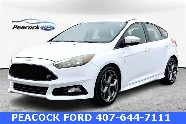 2015 Ford Focus ST FWD photo