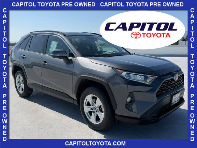 2021 Toyota RAV4 XLE FWD photo