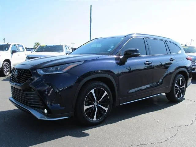 2021 Toyota Highlander XSE FWD photo
