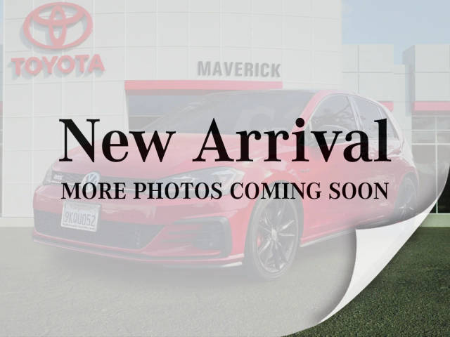 2021 Volkswagen Golf GTI SE FWD photo