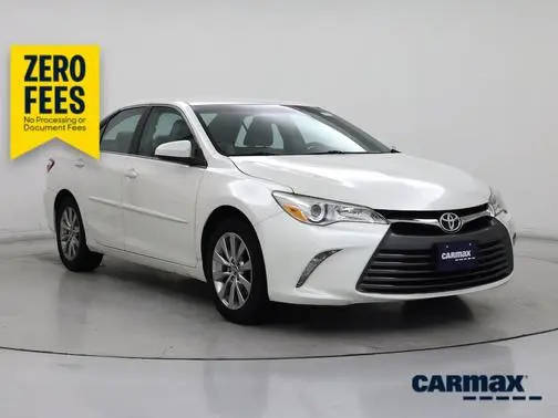 2015 Toyota Camry XLE FWD photo