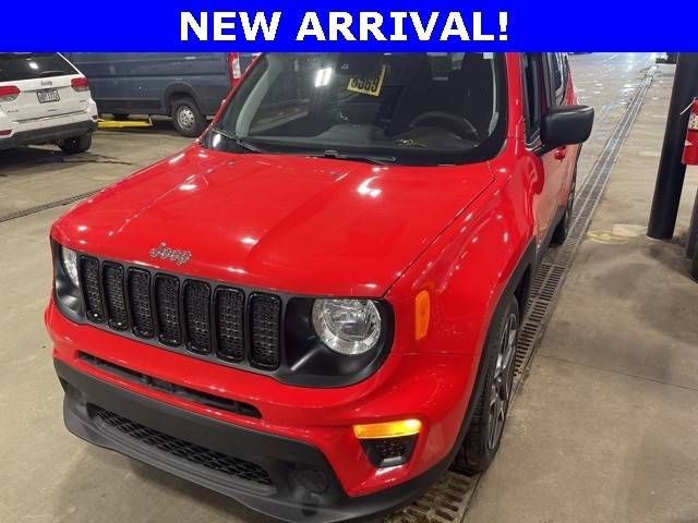 2021 Jeep Renegade Jeepster FWD photo