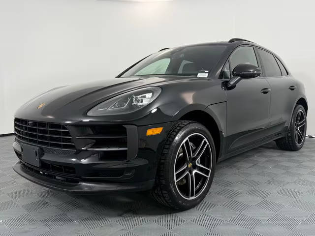 2021 Porsche Macan S AWD photo