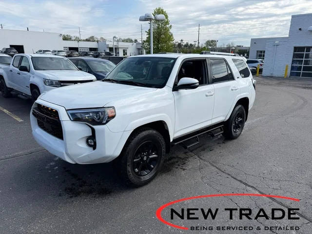 2021 Toyota 4Runner SR5 Premium 4WD photo