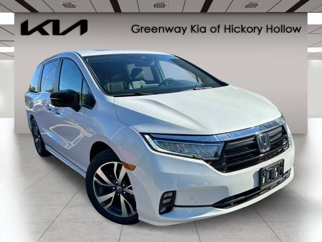 2021 Honda Odyssey Touring FWD photo