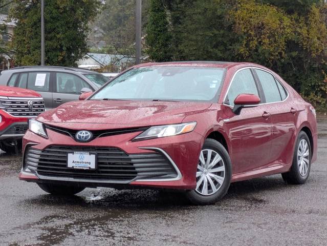 2021 Toyota Camry Hybrid LE FWD photo