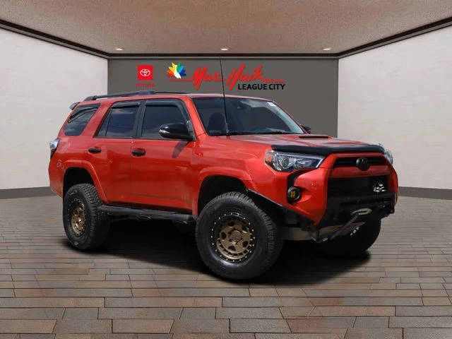 2021 Toyota 4Runner Venture 4WD photo