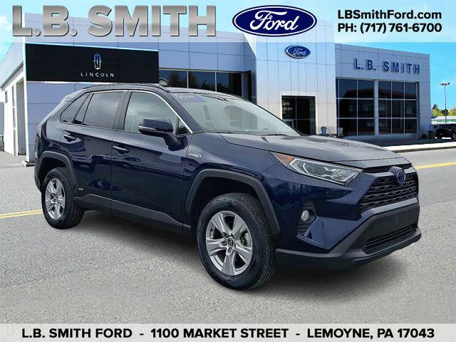 2021 Toyota RAV4 Hybrid XLE AWD photo