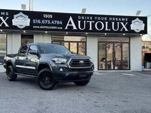 2021 Toyota Tacoma SR5 4WD photo