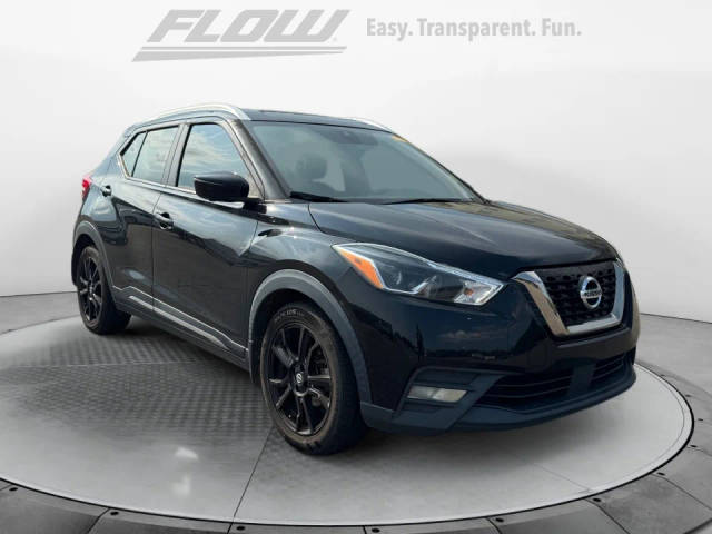 2020 Nissan Kicks SR FWD photo