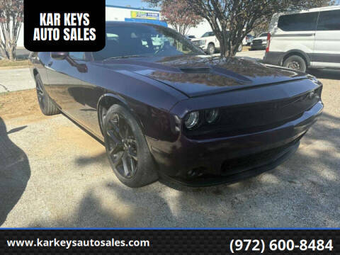 2021 Dodge Challenger SXT RWD photo