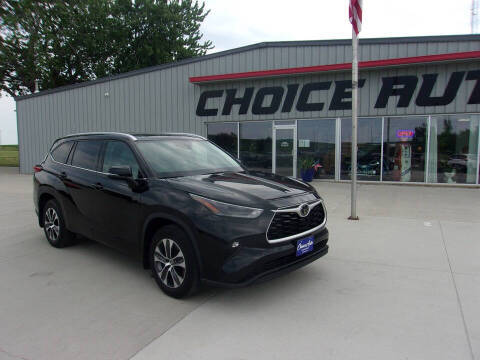 2021 Toyota Highlander XLE AWD photo