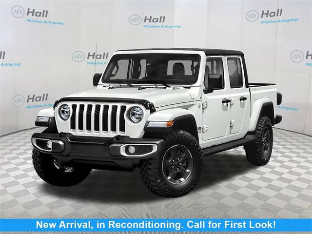 2021 Jeep Gladiator Overland 4WD photo