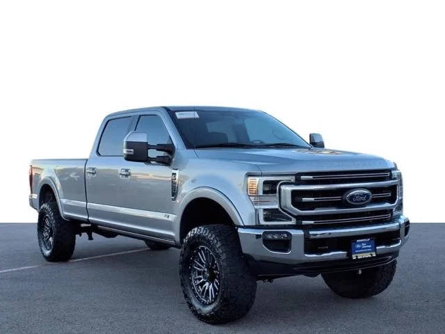 2021 Ford F-350 Super Duty LARIAT 4WD photo