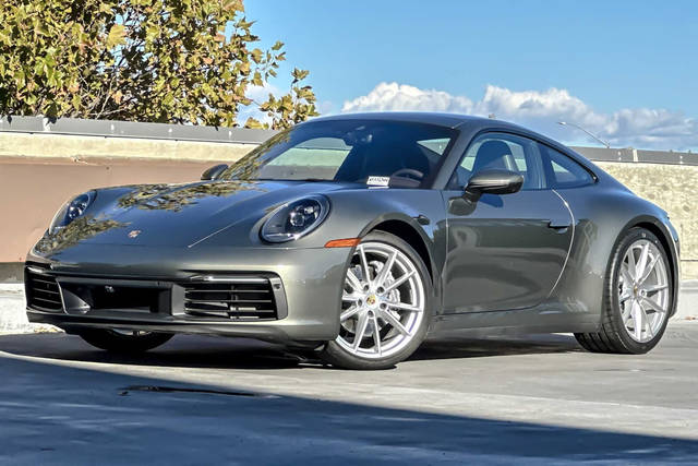 2021 Porsche 911 Carrera RWD photo