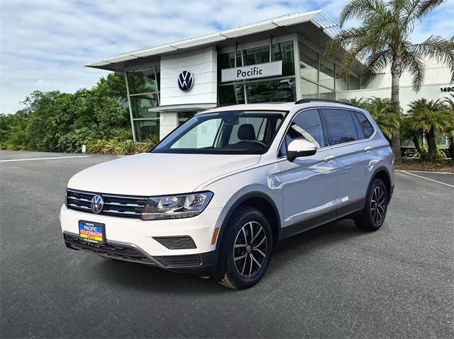 2021 Volkswagen Tiguan SE FWD photo