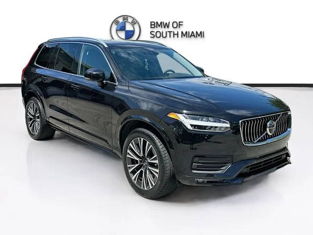 2021 Volvo XC90 Momentum FWD photo
