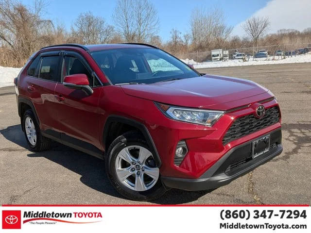 2021 Toyota RAV4 XLE AWD photo