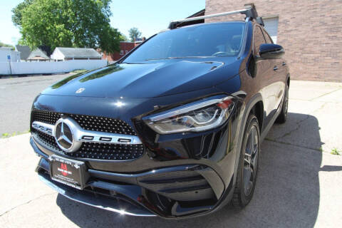 2021 Mercedes-Benz GLA-Class GLA 250 AWD photo