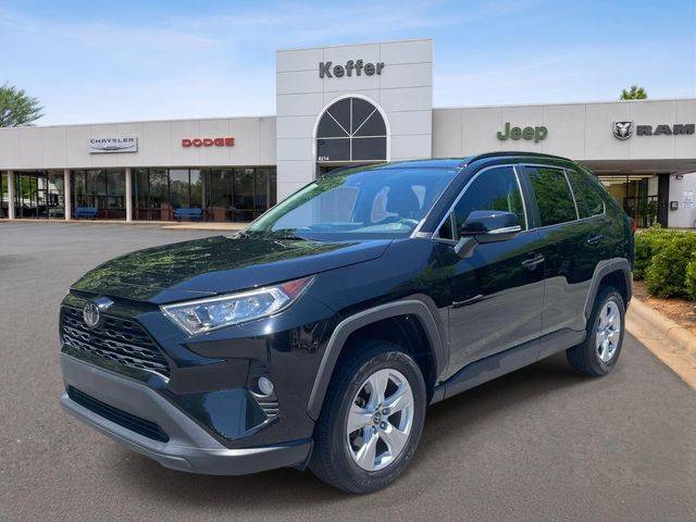 2021 Toyota RAV4 XLE FWD photo