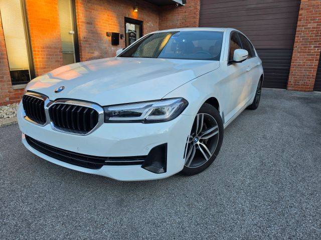 2021 BMW 5 Series 530i xDrive AWD photo