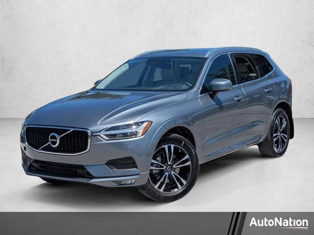 2021 Volvo XC60 Momentum FWD photo