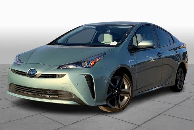 2021 Toyota Prius Limited FWD photo