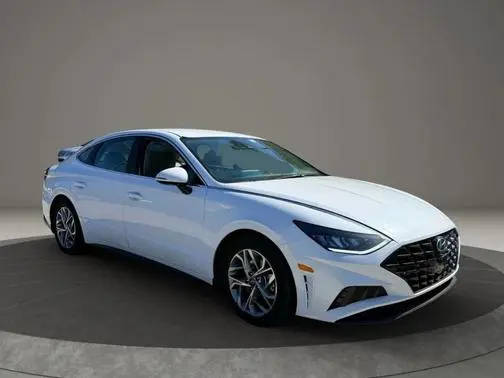 2021 Hyundai Sonata SEL FWD photo