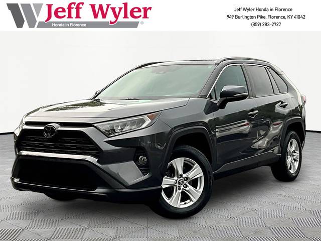 2021 Toyota RAV4 XLE AWD photo
